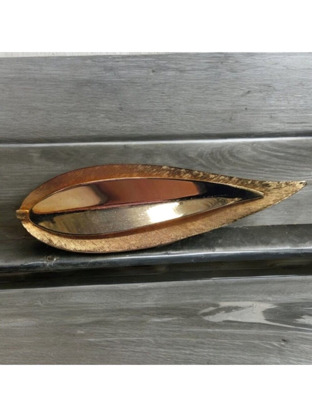 Vintage Double Leaf Brooch Gold Tone smooth and brushed long narrow 3-3/4"×1-1/4